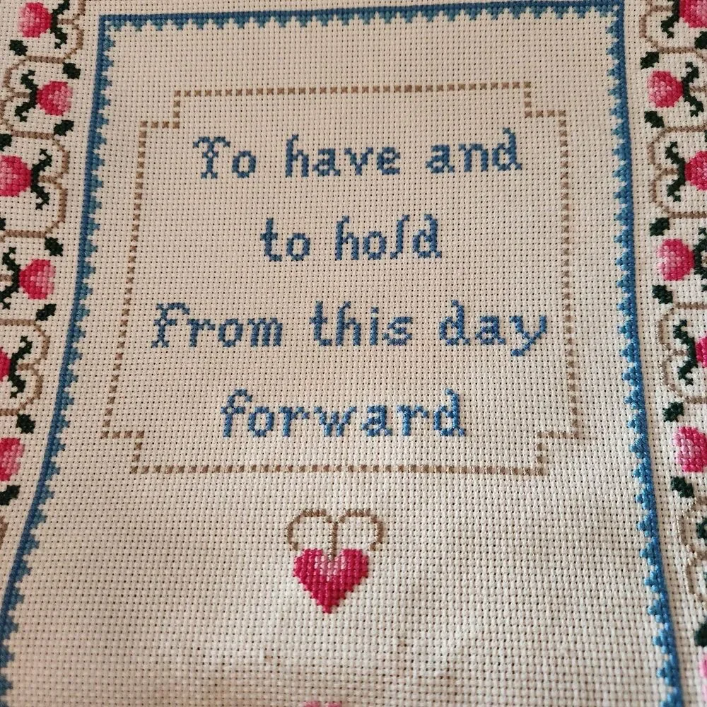 VTG COMPLETED CROSS STITCH 
